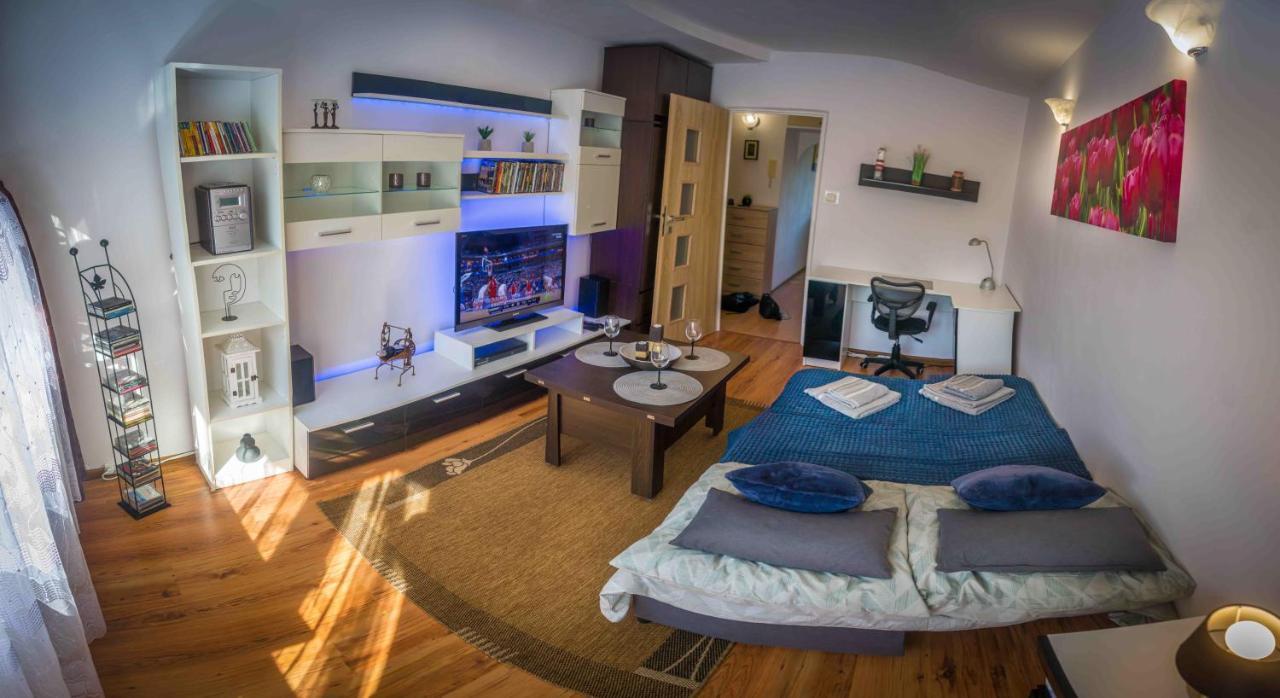 Komfortowy Apartament Seven Niedaleko Centrum Apartment Opolznevoye Bagian luar foto